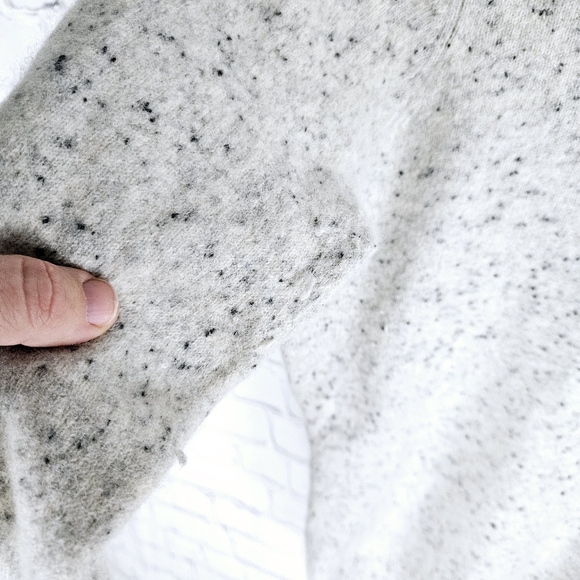 CHARTER CLUB LUXURY | cashmere knit long sleeve crewneck sweater - Picture 2 of 5